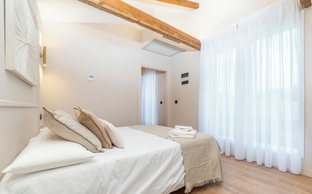 Ando apartments