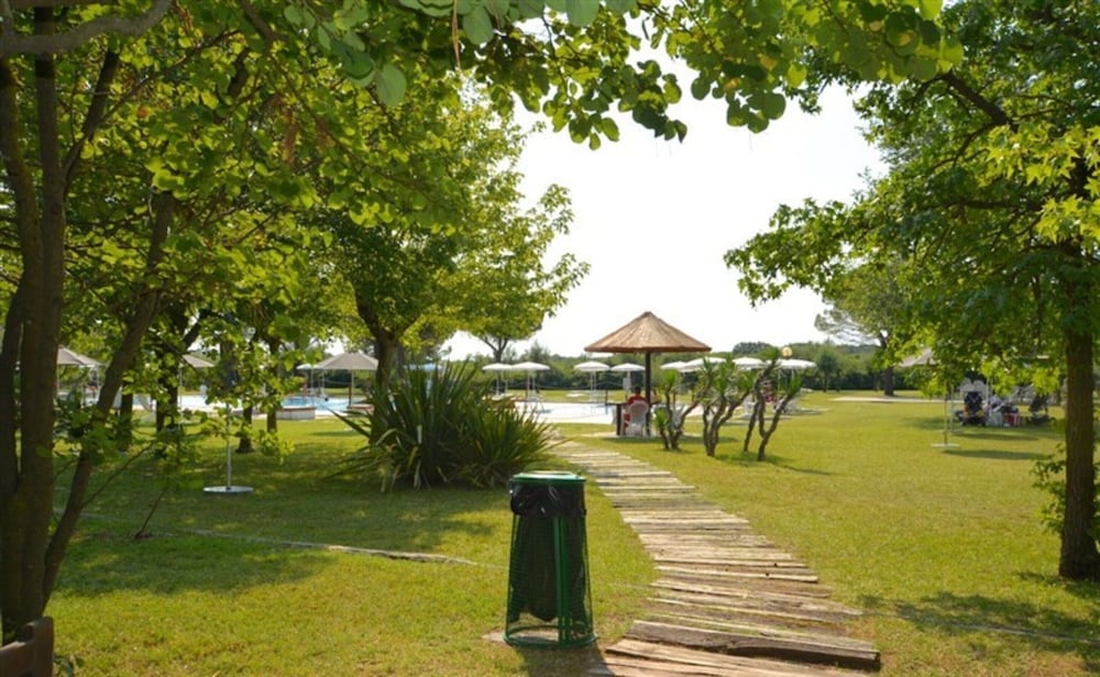 Cozy Duplex in Green Area of Lignano