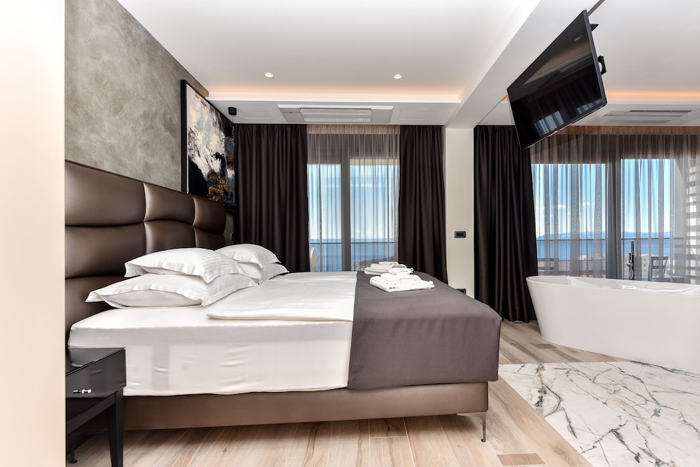 villa Monia view 5