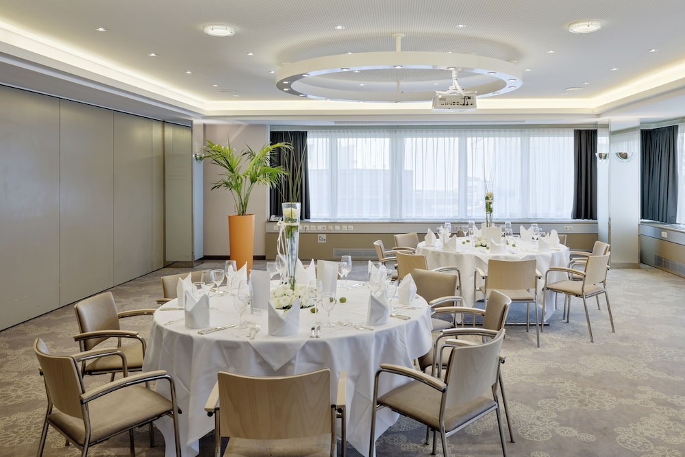 Linz Vacations - Hotel Schillerpark Linz, a member of Radisson Individuals - Property Image 67