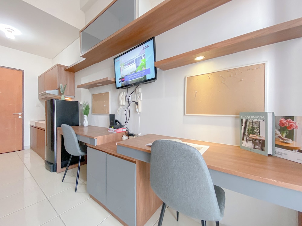 Tidy Trendy Studio Apartment Dave