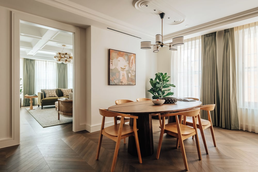 Claridge House by SLO
