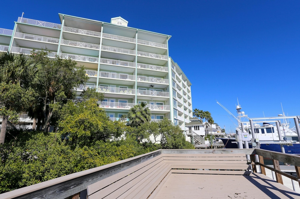 Harbourside 7718- Premier