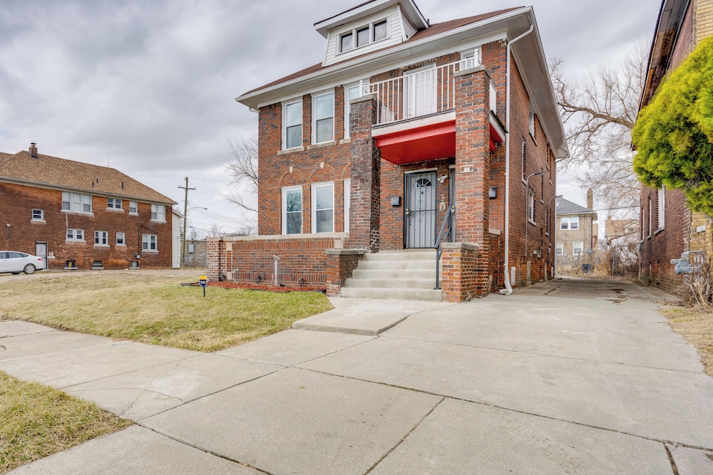 Apt 9 Mi to Campus Martius & Downtown Detroit