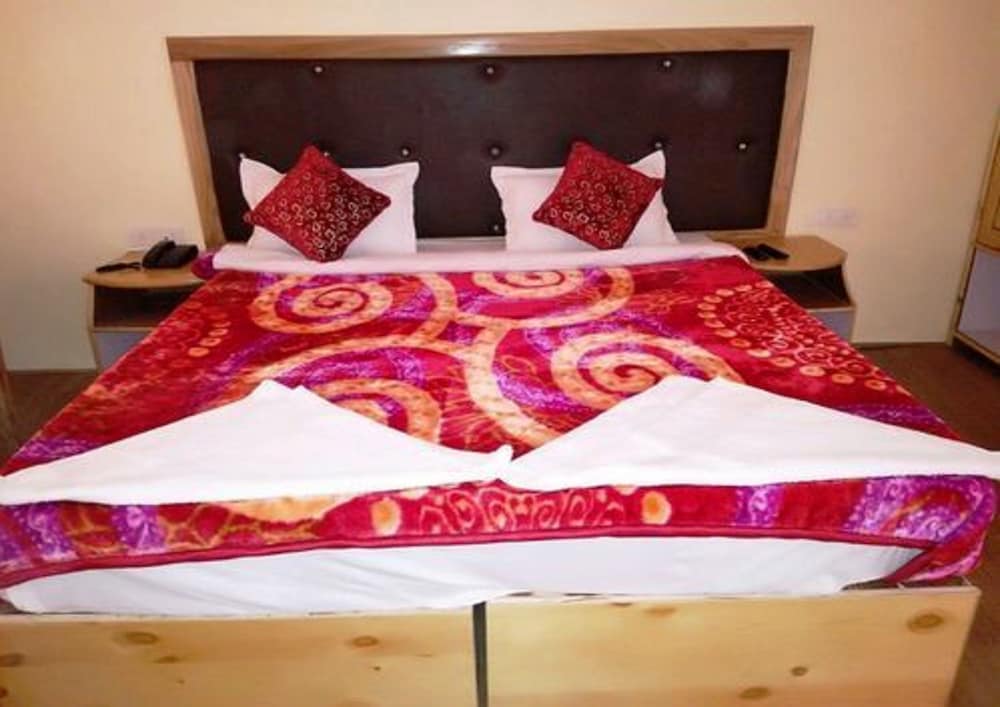 TIH Hotel Khakshal