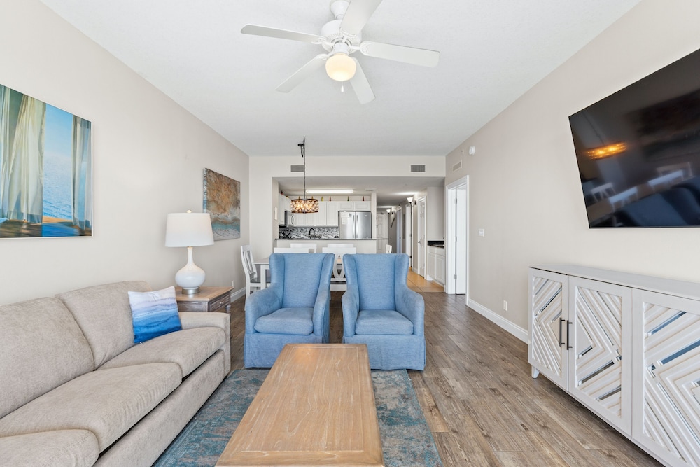 Calypso Beach Resort by Panhandle Getaways
