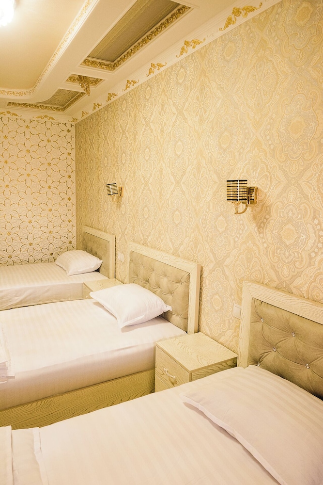 Durdona Guest House
