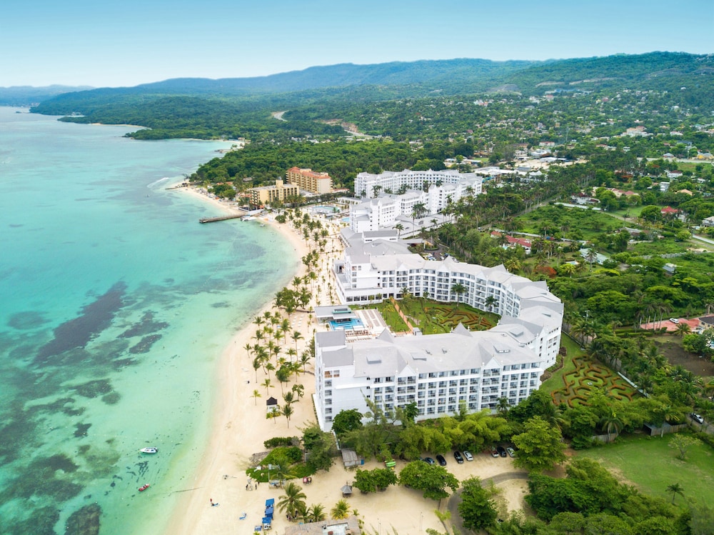 Jamaica Vacations - Hotel Riu Ocho Rios - All Inclusive - Property Image 1