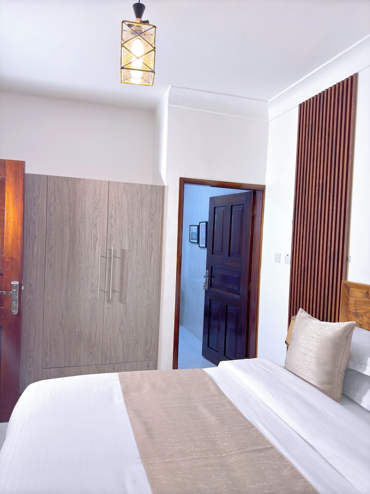 The Home Kololo