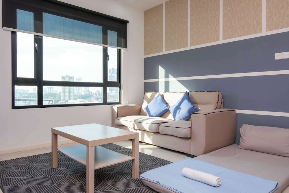Spacious 2BR Suasana, Near CIQ JB Sentral