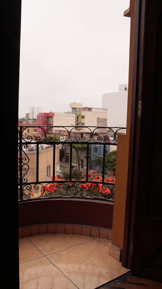 Pretty House Hostel