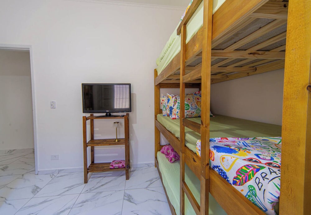 Casa Pet Friendly com Wi-fi e Garagem no Ocian