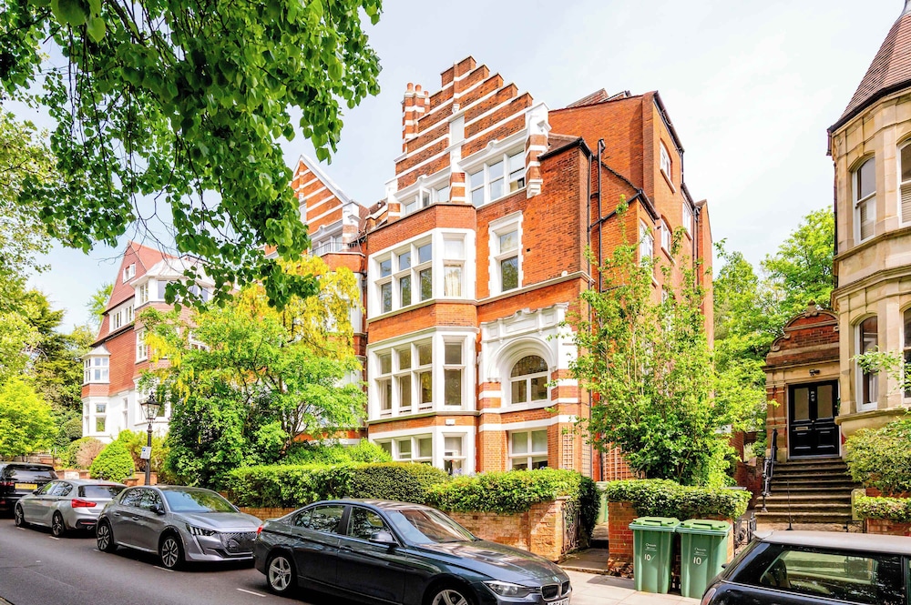 The Hampstead Dreamscape