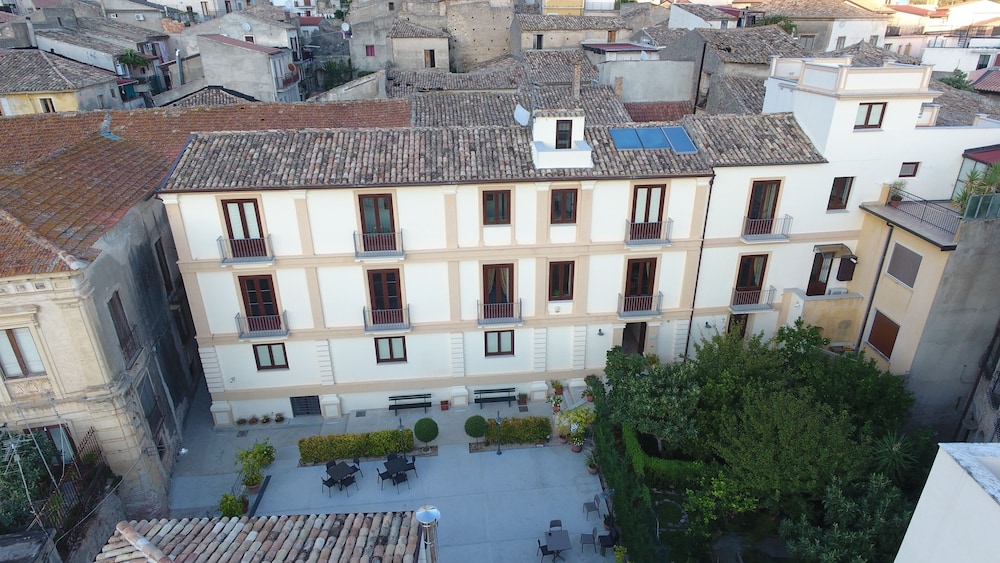 Al Palazzo