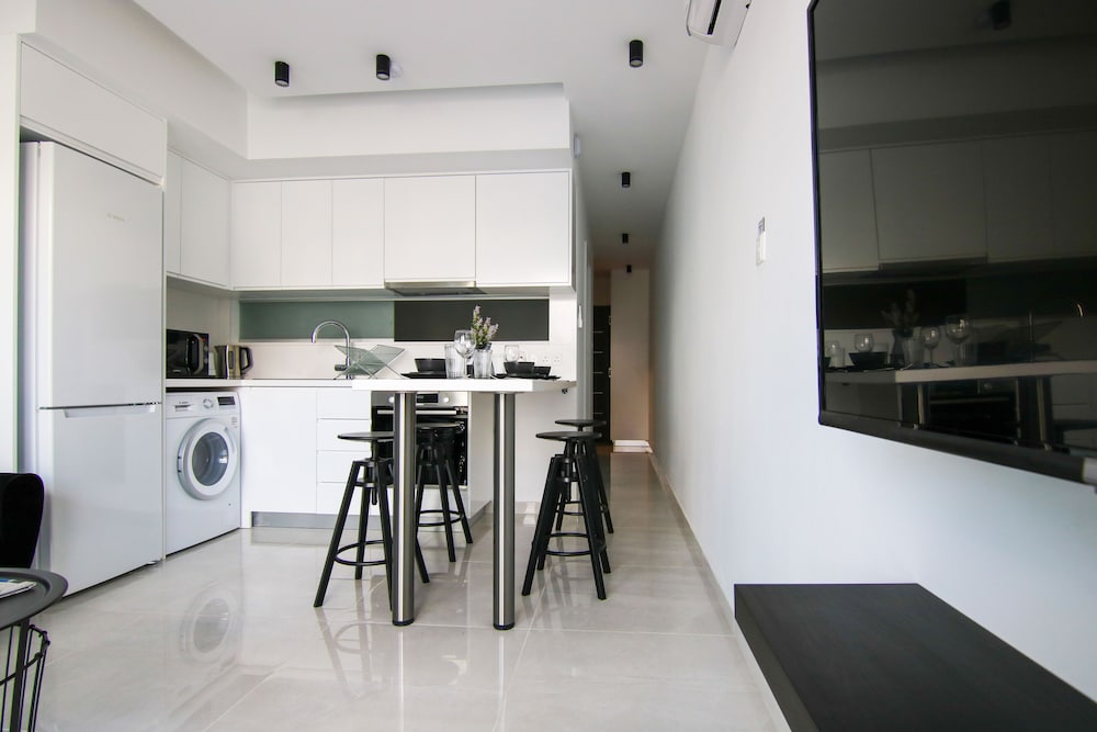 Phaedrus Living Seaside Luxury Flat Athina 108 view 4