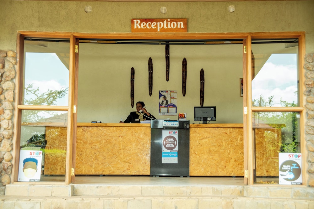 Kambi Mstuni Resort