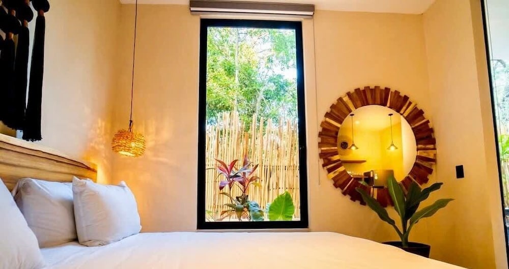 Studio Private Pool Natural Lighted Boho Chic