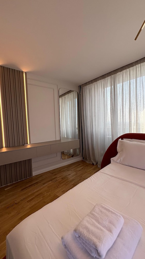 Blue Boutique Apartments 4
