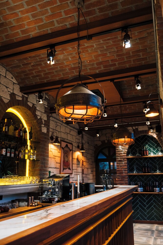 ACC Olives Hotel & Restaurant
