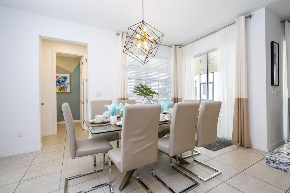 Wonderful 6 Bd w Game Room and Pool Solara Resort 8991 - Image 4