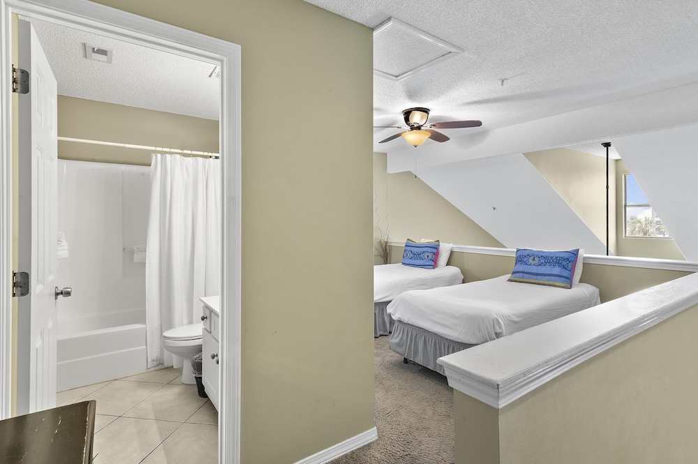 Caribbean Dunes 203