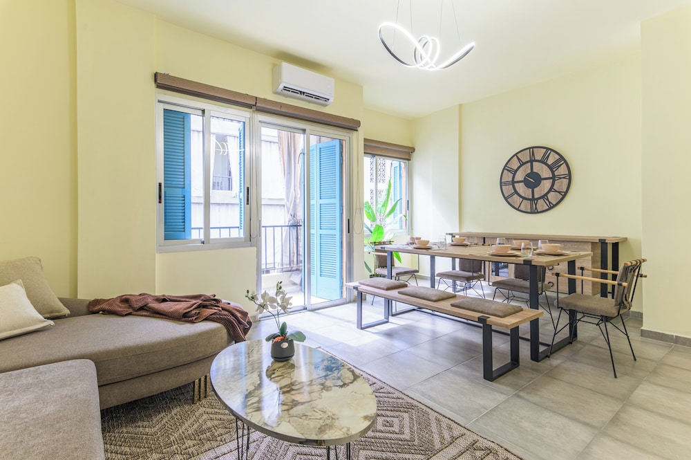 Slate - 2Br Apt W Balcony in Mar Mikhael