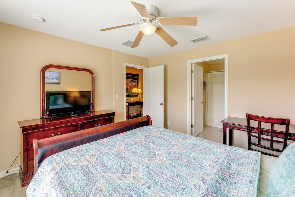 10 Mi to Wdw: Home w/ Themed Rooms, Pool & Lanai