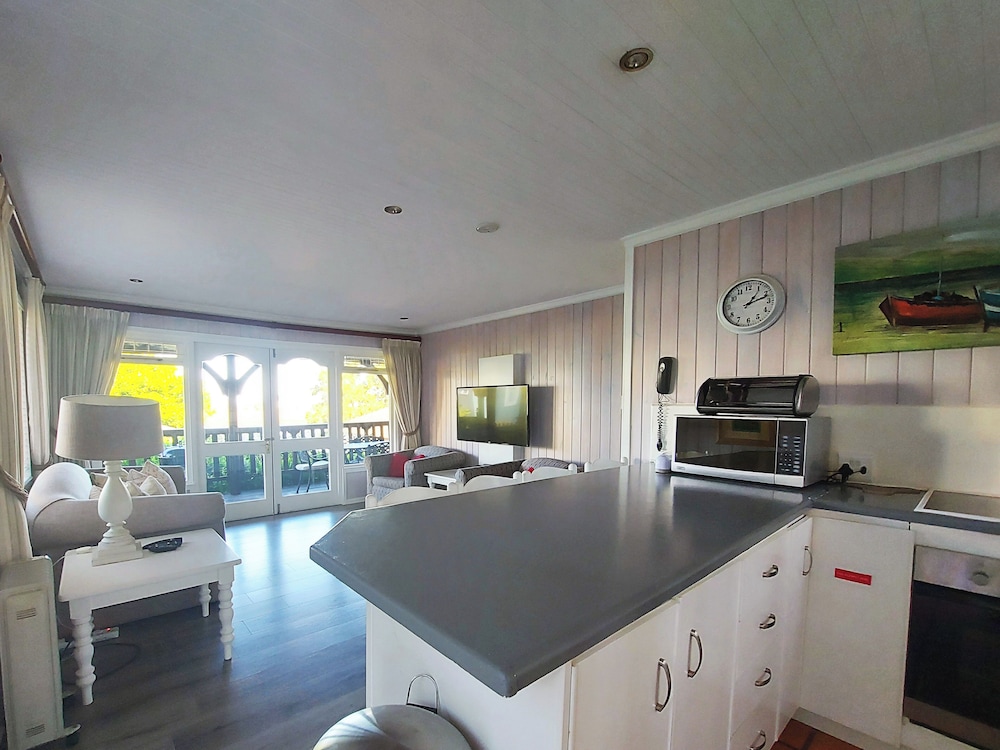 Knysna River Club by First Private Stays