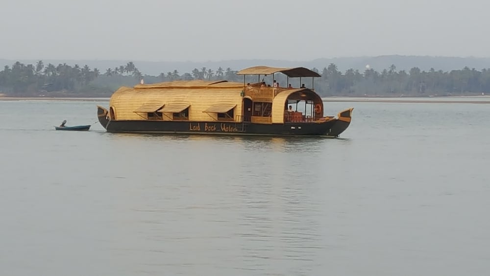 Hotel MAJHI