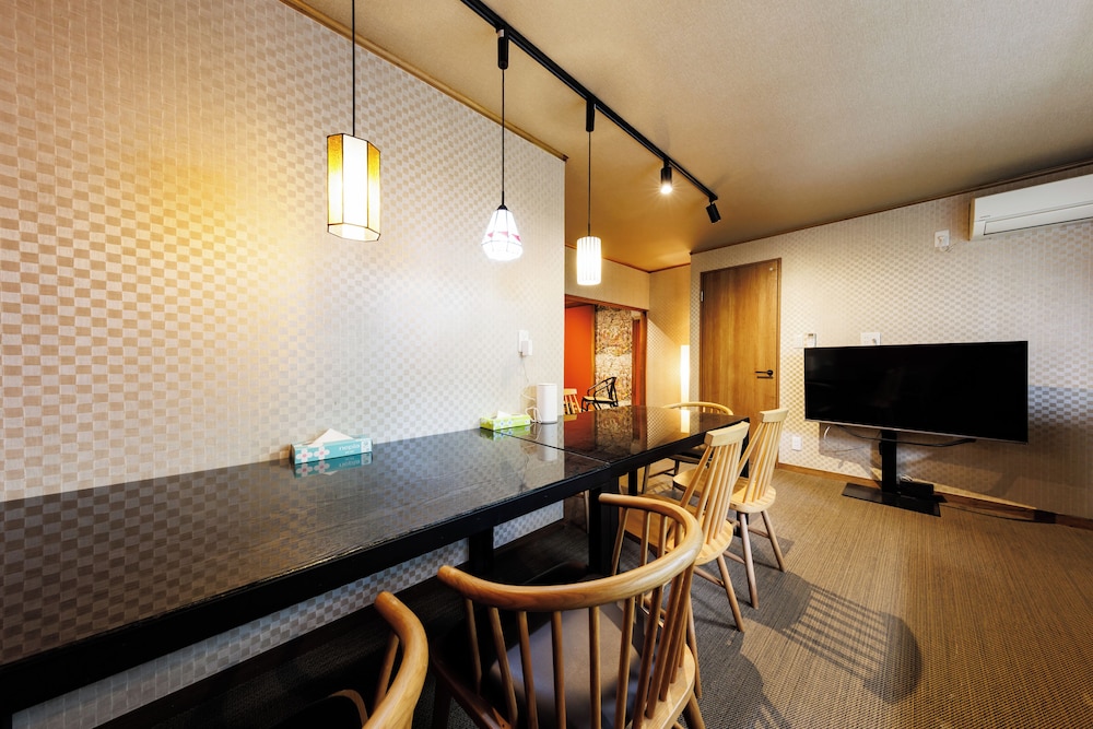 R-Guest Residence Tsurumibashi