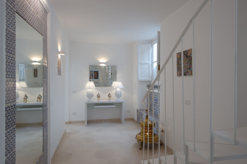 Estate4home - Regina Dar