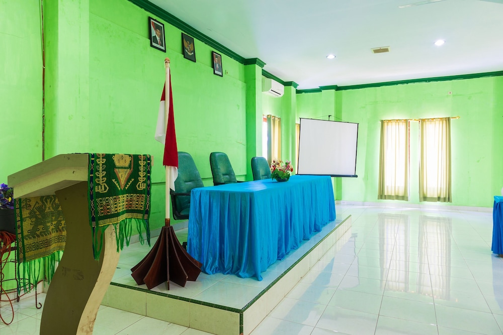 meeting & event spaces