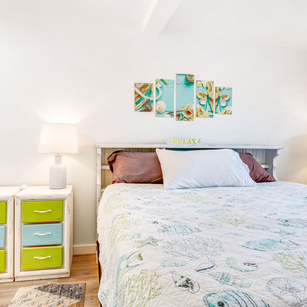 Shine On Condo in Ocean Shores