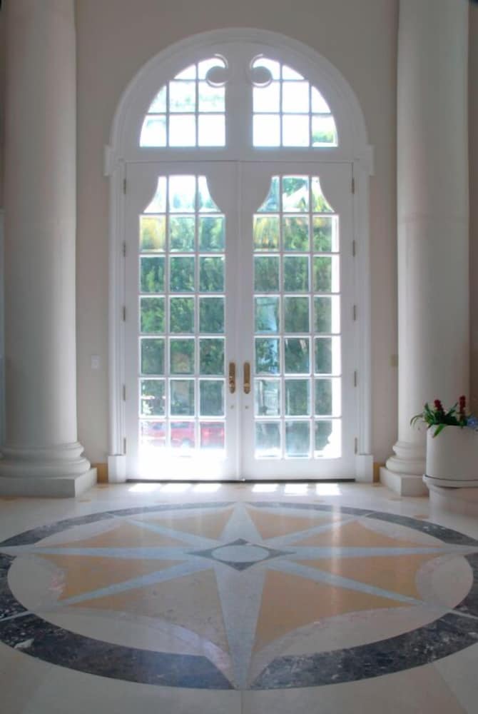 The Stradella Court Mansion - Image 4