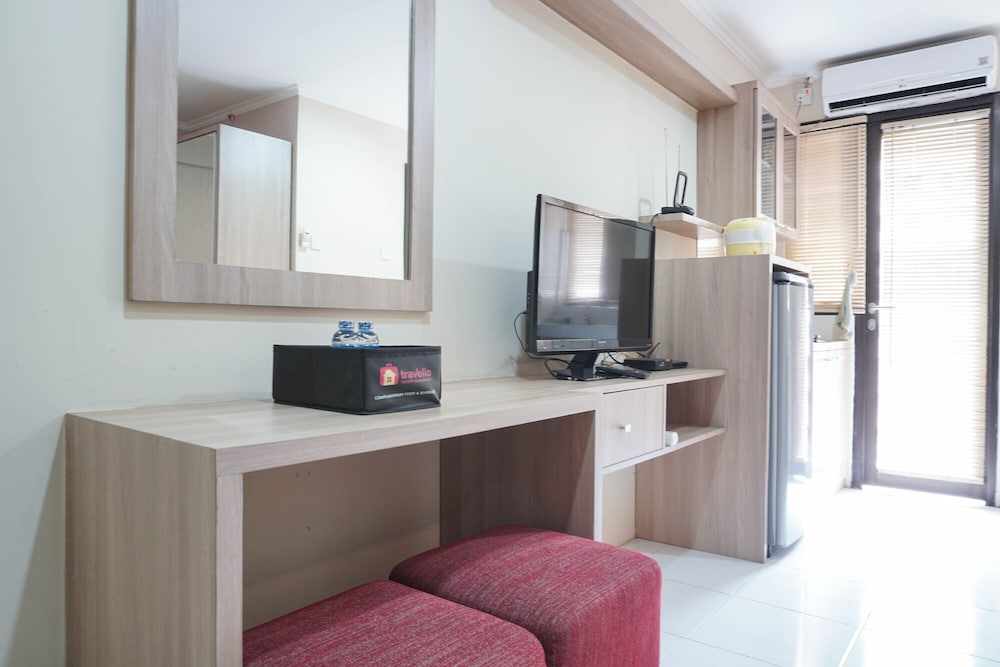 Comfortable Studio Room At Kebagusan City Apartment