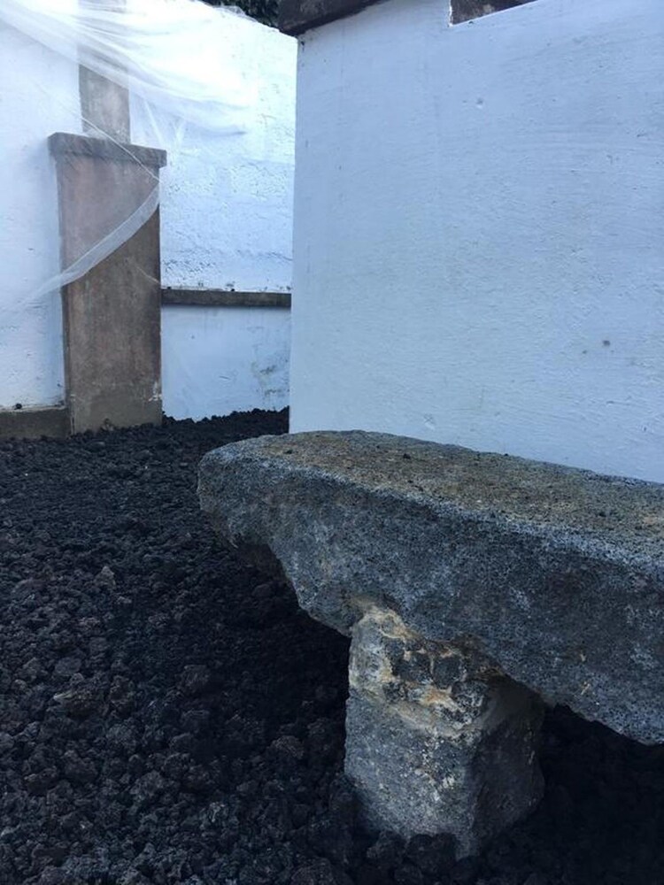 Azores Pedra Apartments