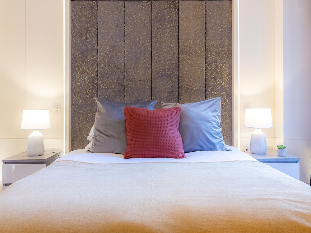 Discover The Underworld Five Bedroom by Belvilla