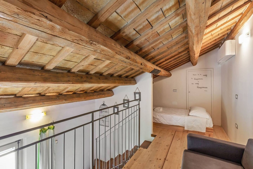 Big Historic Private Villa With Pool and Garden