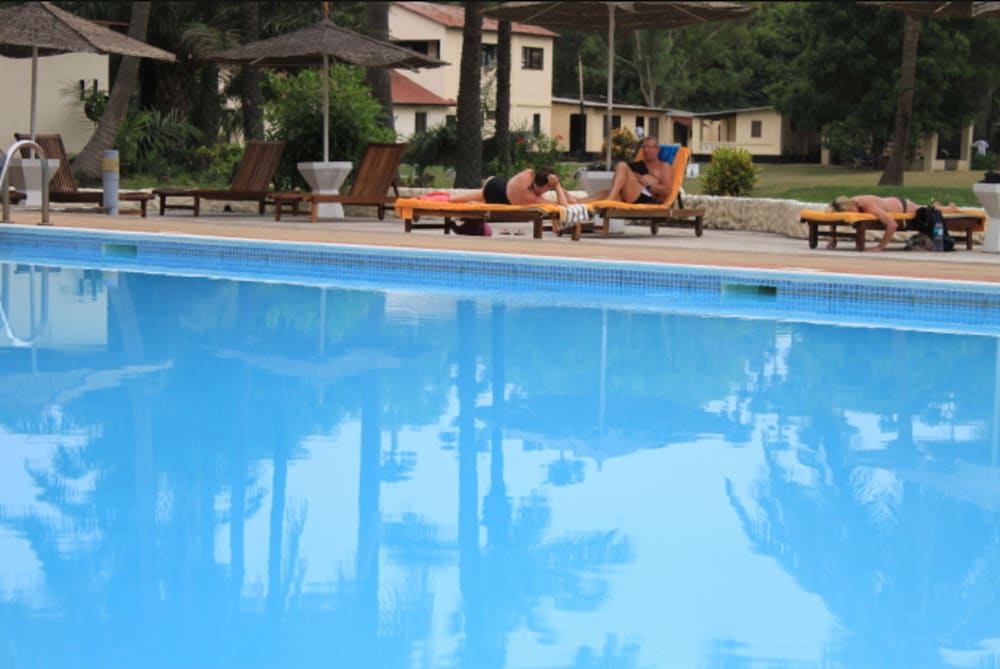 Kololi Beach Resort