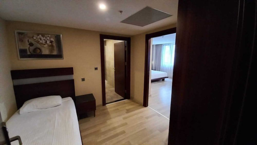 Park By Clover - Image 26