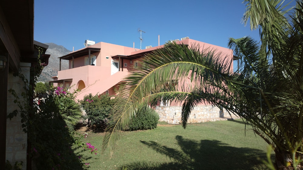 Kallicrates Village