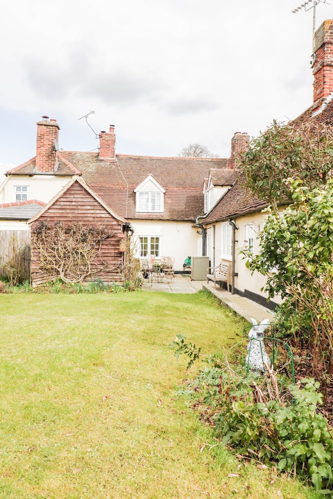 Charming Period Cottage With Free Wifi