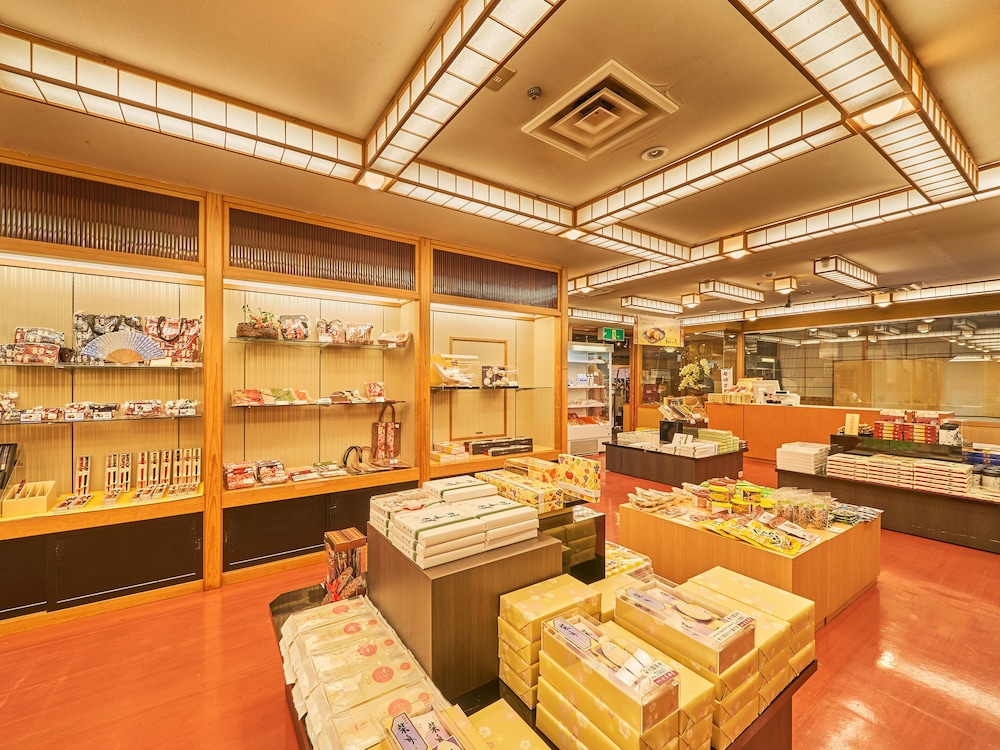 Ooedo Onsen Monogatari Premium Yoshinoya Irokuen