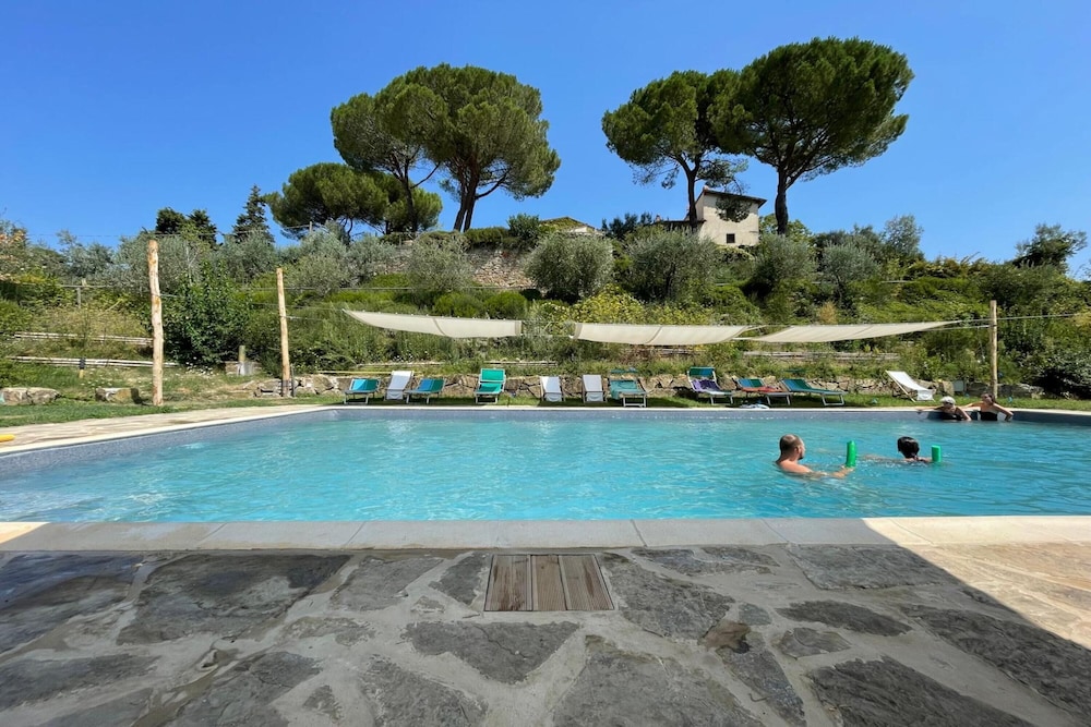 Relaxing Tuscan Country Near Florence