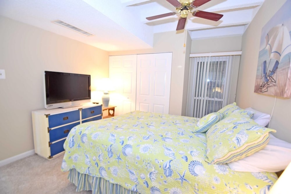 Jada 1f - Ocean City, Md 2 Bedroom Apts by RedAwning view 5