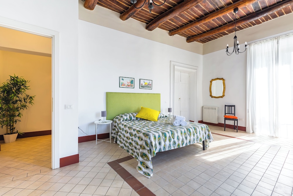 Lopez 20 - a Big Family Apartment