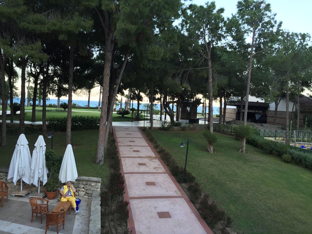 Champion Holiday Village - All Inclusive