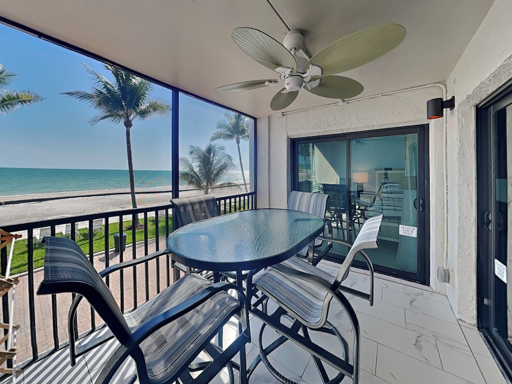 Seaside 1 by Distinctive Beach Rentals