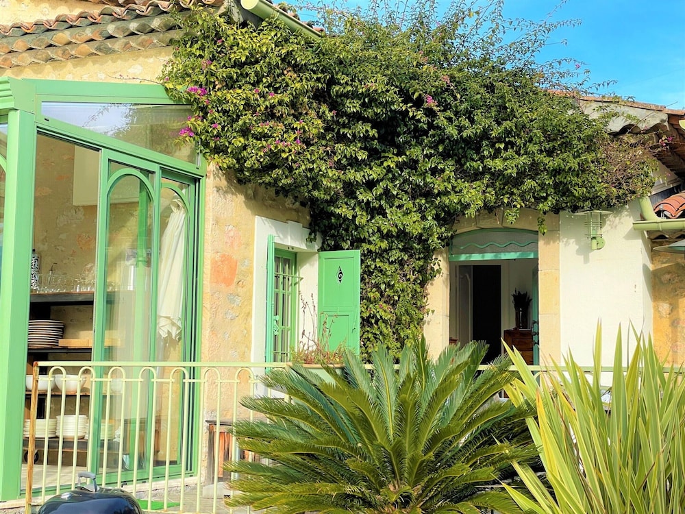 Charming Holiday Home in Mougins With Pool