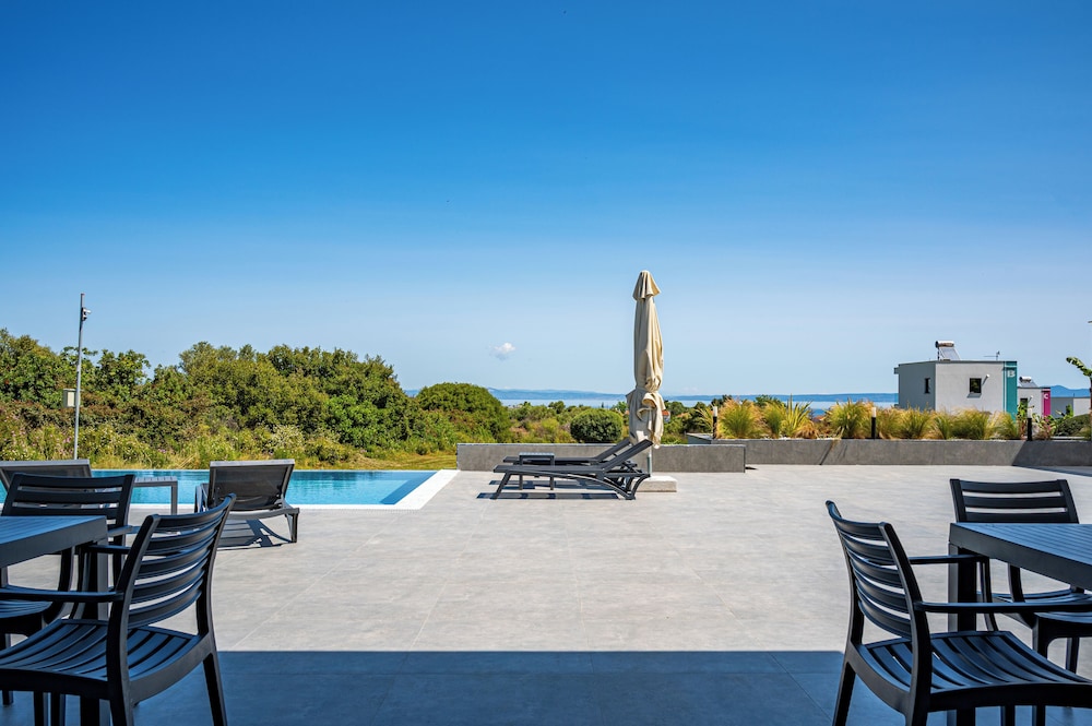 Continent Villas - Villa VIP